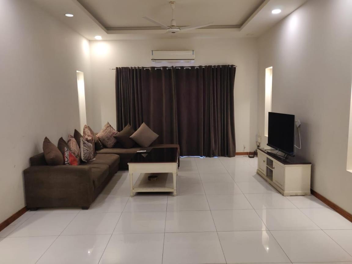 Zaib Guest House E-11 Islamabad Extérieur photo