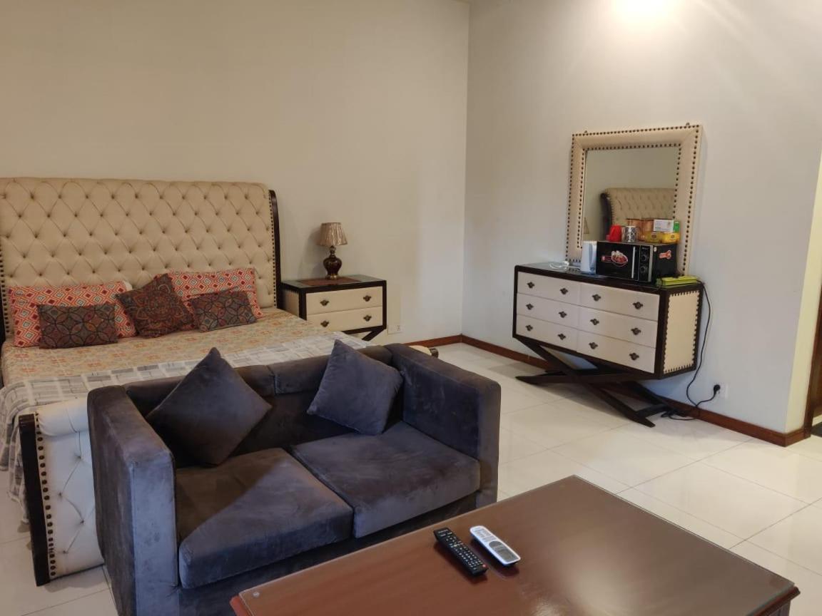 Zaib Guest House E-11 Islamabad Extérieur photo