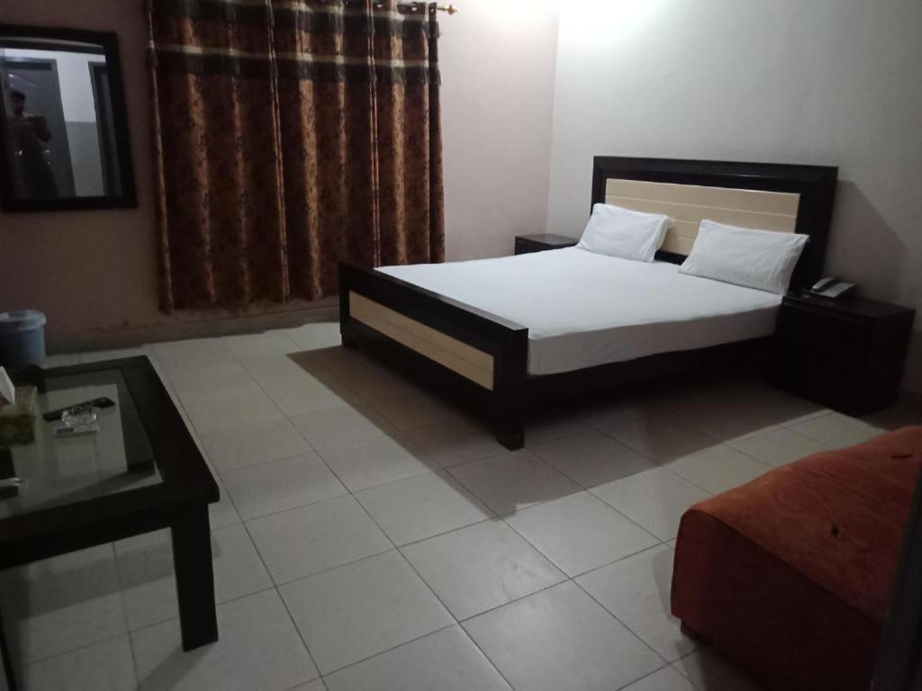 Zaib Guest House E-11 Islamabad Extérieur photo